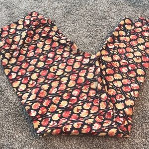 Lularoe Tall and Curvy Leggings